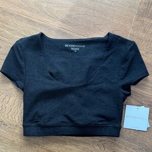 NWT BEYOND YOGA SCOOP NECK SPORTS BRA XS